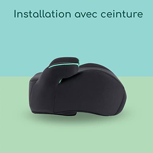 Siège auto avec ceinture installé