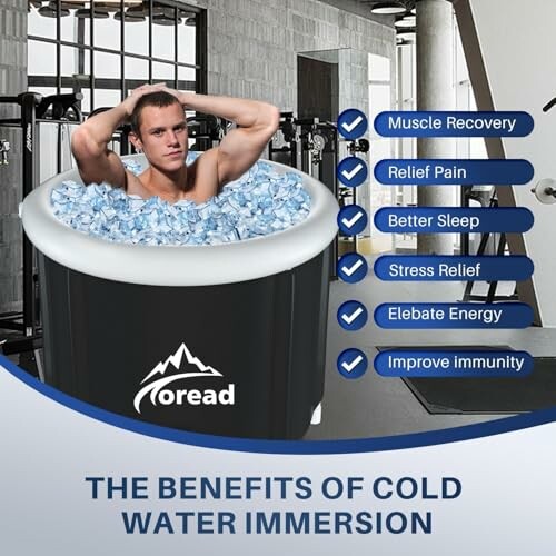Homme dans un bain de glace avec avantages listés.