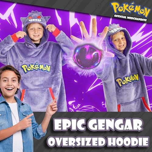 Enfants portant un sweat à capuche Gengar Pokémon violet.