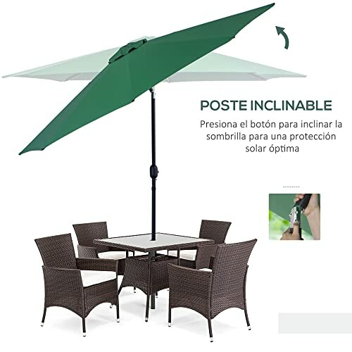 Parasol vert inclinable avec table et chaises en osier.