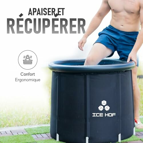 Homme utilisant un bain de glace pour récupération