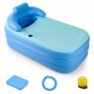 Baignoire gonflable bleue avec accessoires