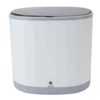 Poubelle moderne avec couvercle gris