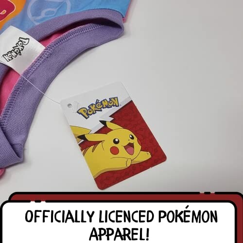 T-shirt pour enfants avec étiquette Pikachu.