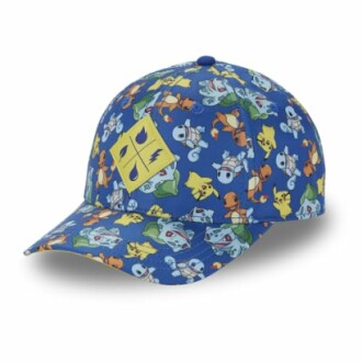 Casquette bleue avec motifs de Pokémon.