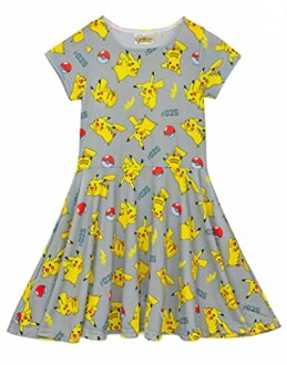 Robe Skater Pikachu