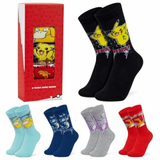 Chaussettes à thème Pokémon avec divers personnages.