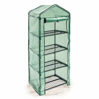 Petite serre portable avec étagères.
