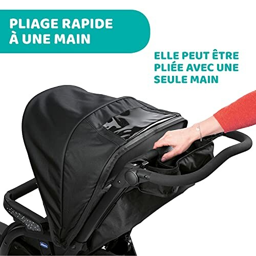 Poussette noire avec pliage à une main.