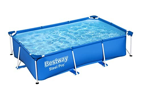 Piscine rectangulaire en acier remplie d'eau