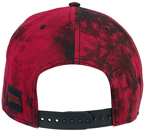 Casquette rouge et noire vue de dos avec fermeture réglable.