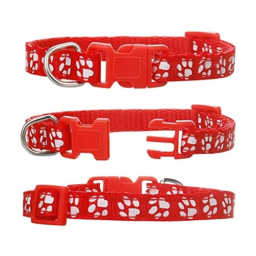 Collier rouge pour chien avec motifs de pattes