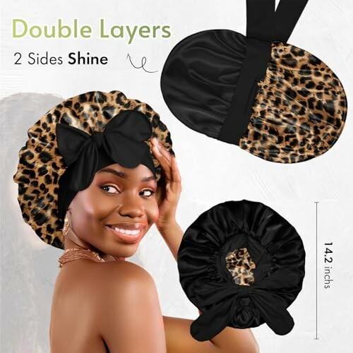 Bonnet en satin réversible avec motif léopard.