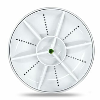 Plafonnier rond blanc avec motif de ventilateur.