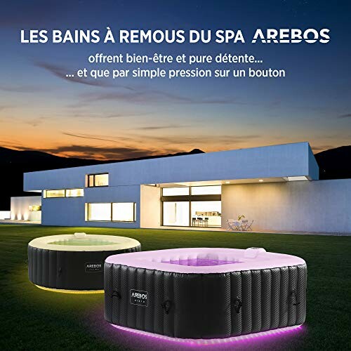Deux spas gonflables éclairés à l'extérieur d'une maison moderne.