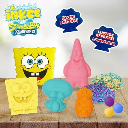 Jouets de bain SpongeBob colorés sur une table.