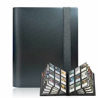 Classeur noir pour cartes à collectionner avec cartes affichées.