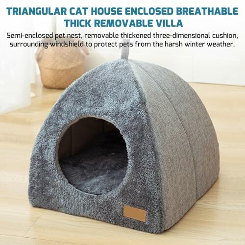 Maison triangulaire pour chat, douillette et respirante.