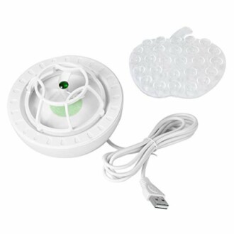 Chauffe-tasse USB blanc avec dessous de verre en silicone transparent.