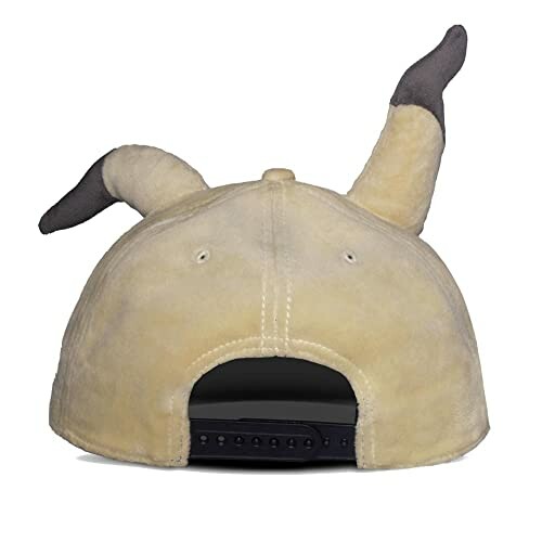 Casquette avec des cornes de viking vue de dos.