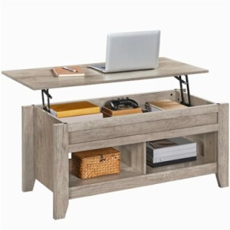 Table basse en bois avec rangement et ordinateur portable.